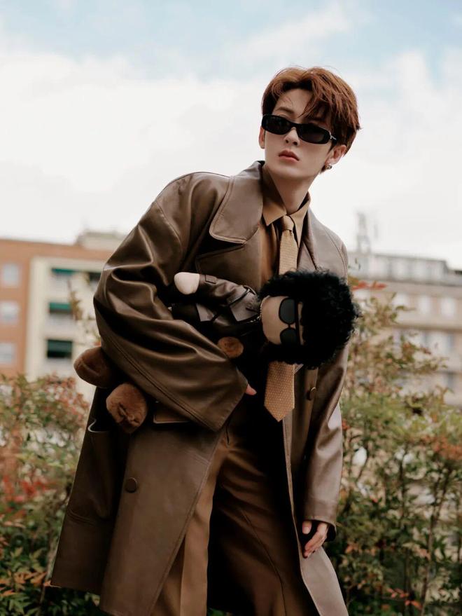 DI唐嫣檀健次的衣橱即将大上新!AG真人国际玛利亚阿姨加盟FEN(图20) DI唐嫣檀健次的衣橱即将大上新!AG真人国际玛利亚阿姨加盟FEN(图20)