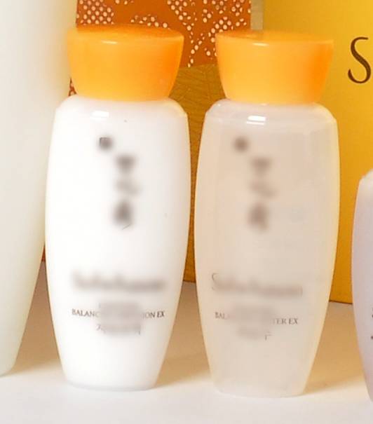 但造假已成公开秘密!你看到的可能是“假的直播”AG真人澳门百家家乐警惕丨现在流行直播代购(图3) 但造假已成公开秘密!你看到的可能是“假的直播”AG真人澳门百家家乐警惕丨现在流行直播代购(图3)